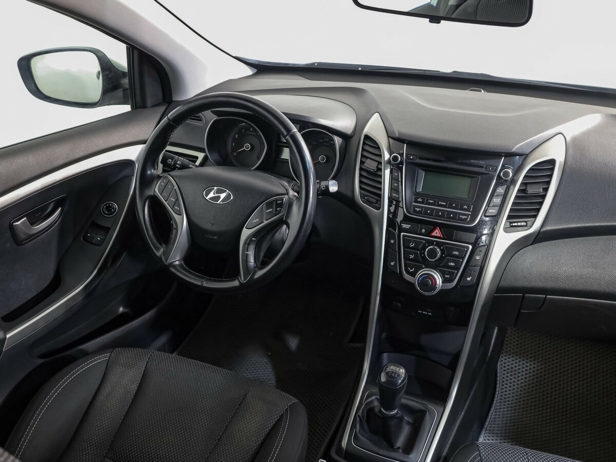 Купить Hyundai i30, 2013, 78 939 км.. Фото: #6
