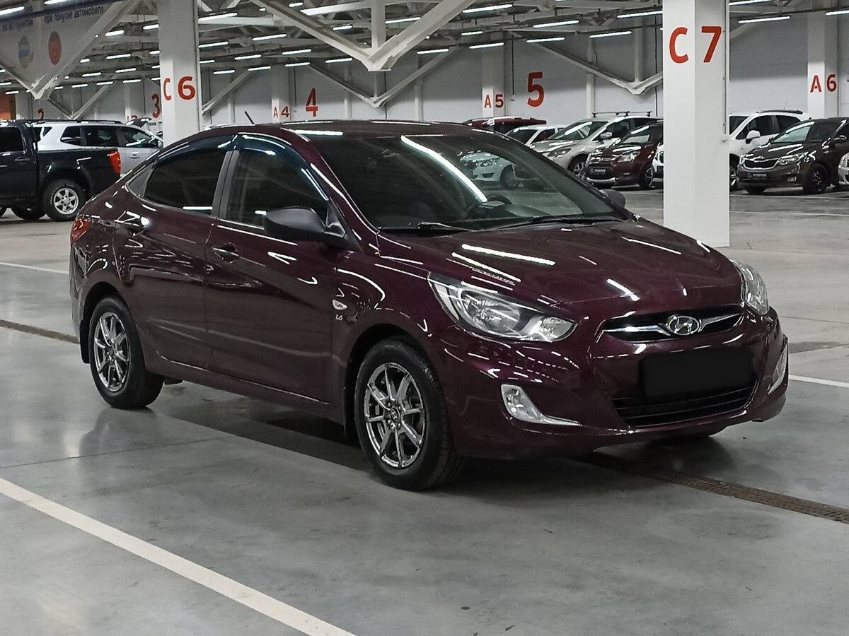 Купить Hyundai Solaris, 2013, 174 381 км.. Фото: #2