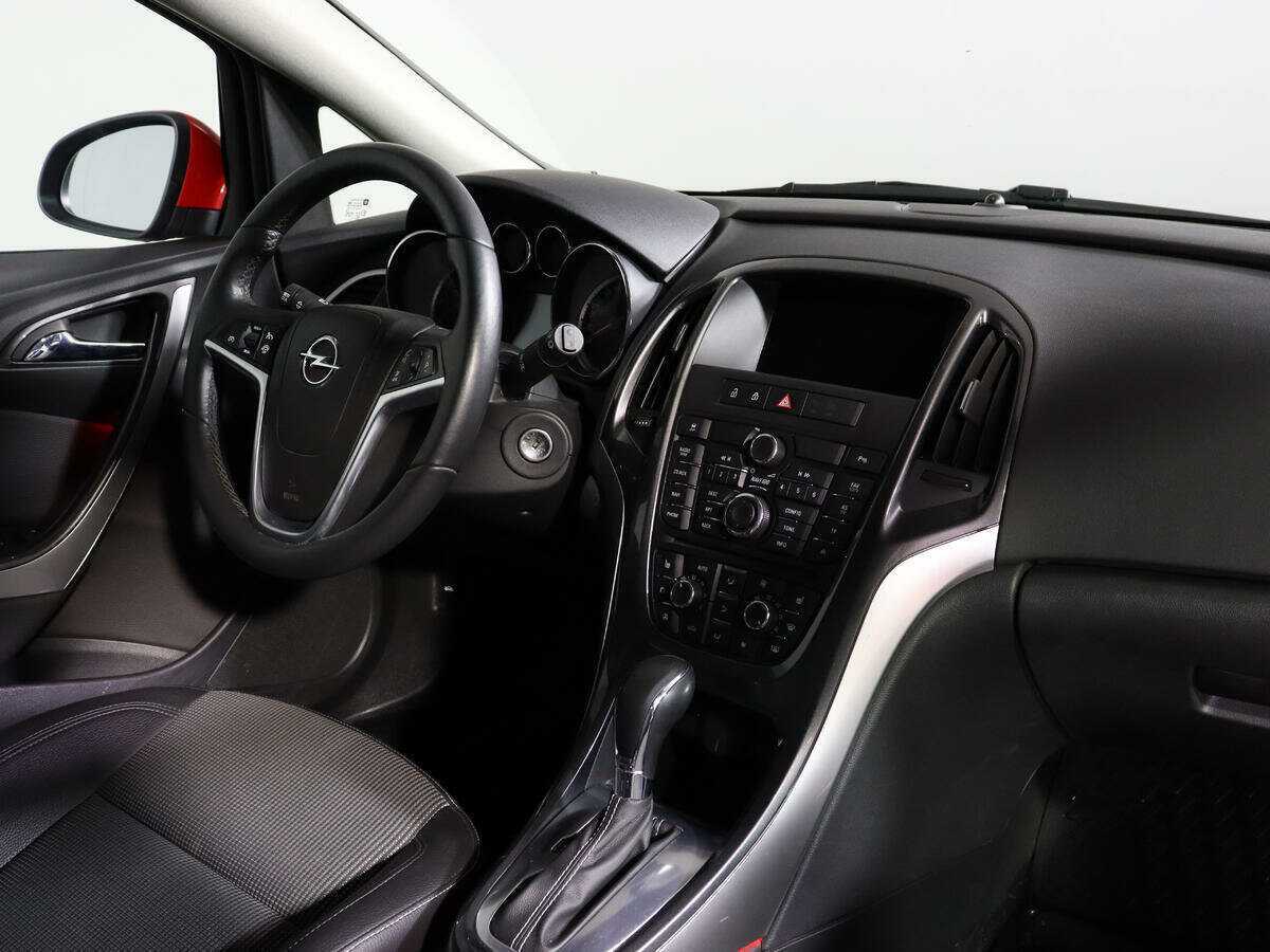 Купить Opel Astra, 2012, 86 297 км.. Фото: #6