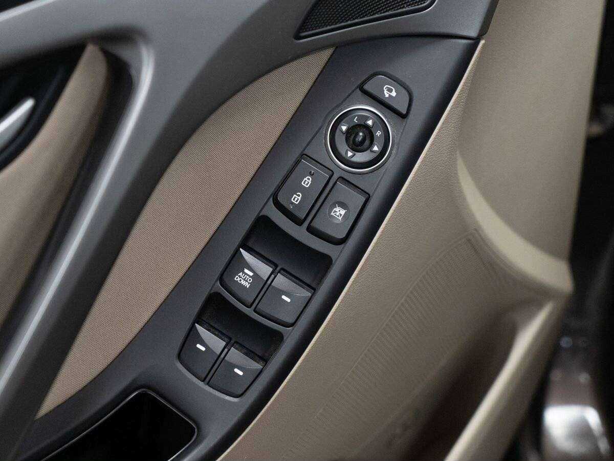 Купить Hyundai Elantra, 2014, 79 550 км.. Фото: #14