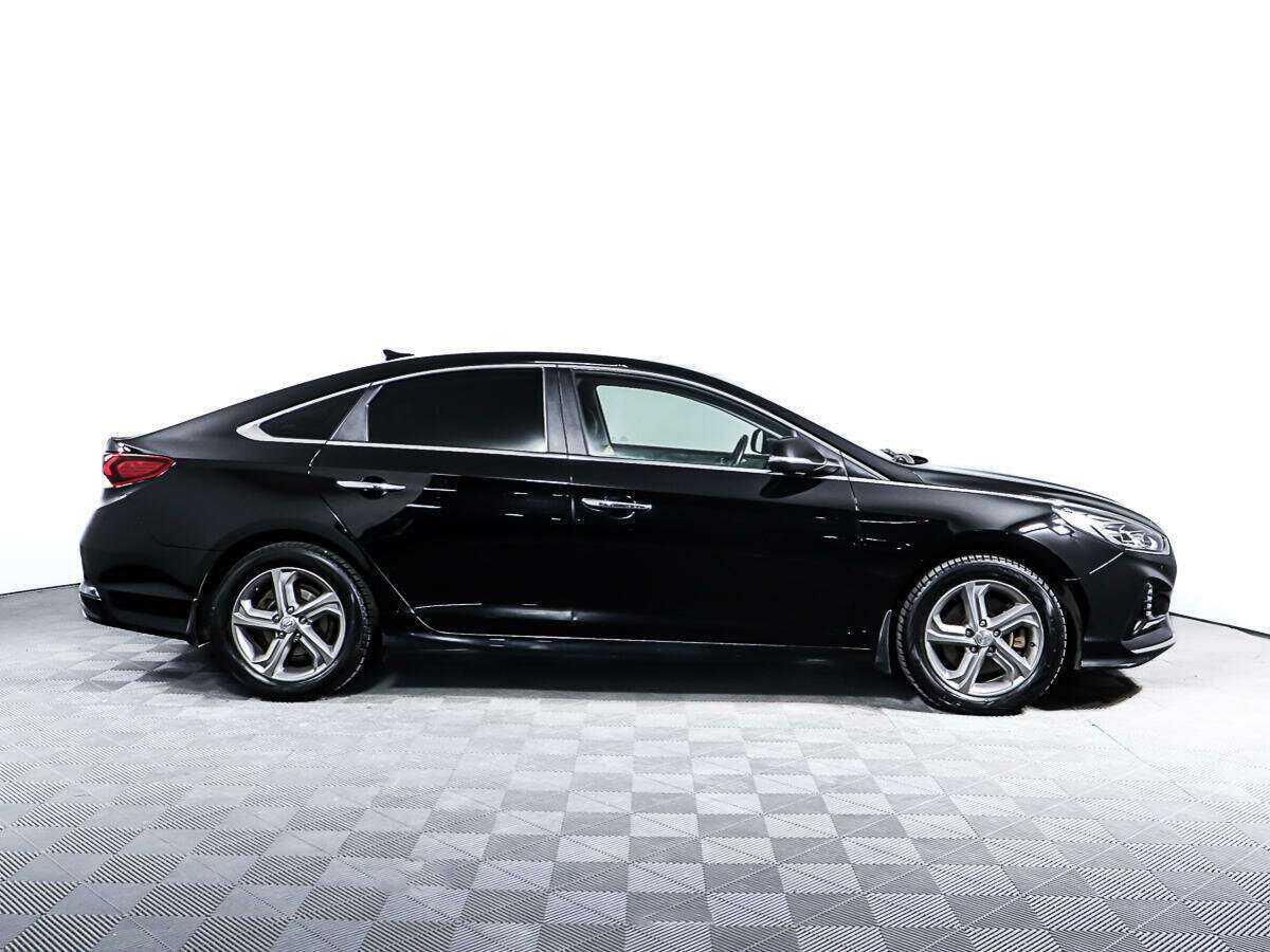 Купить Hyundai Sonata, 2017, 133 638 км.. Фото: #3