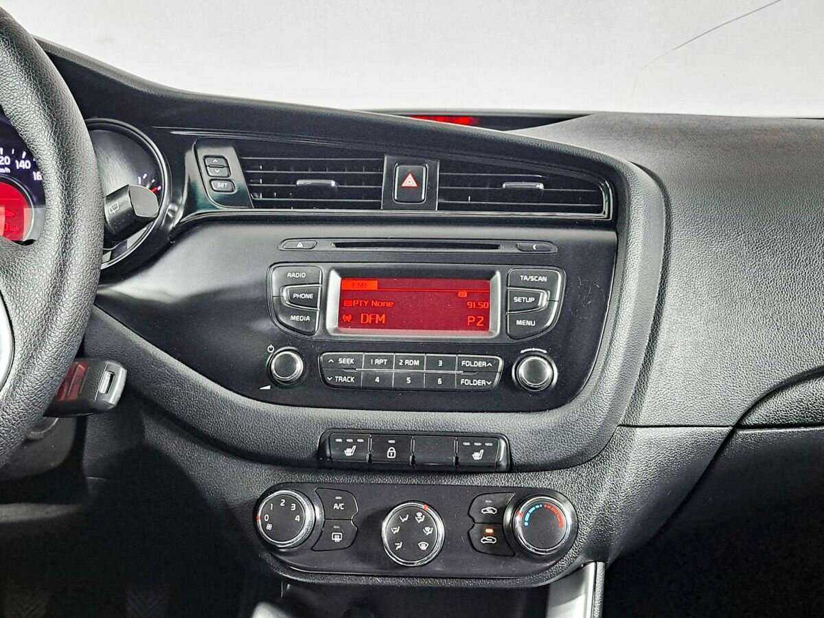 Купить Kia Ceed, 2015, 132 900 км.. Фото: #11