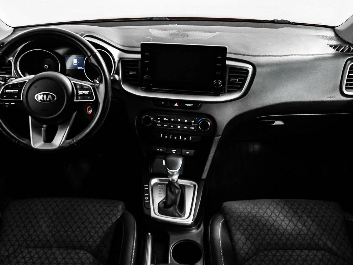 Купить Kia Ceed, 2020, 68 705 км.. Фото: #10