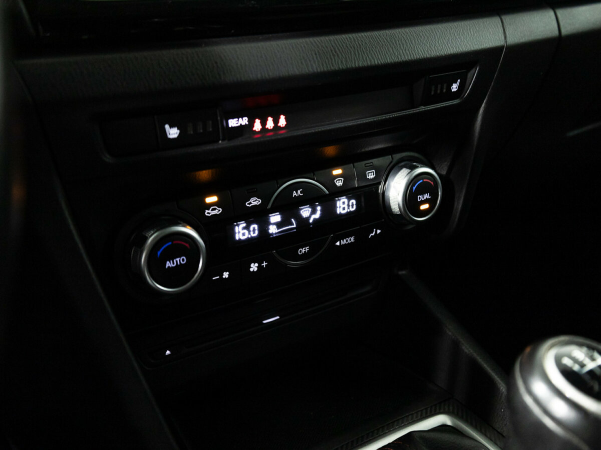 Купить Mazda 3, 2014, 261 329 км.. Фото: #13