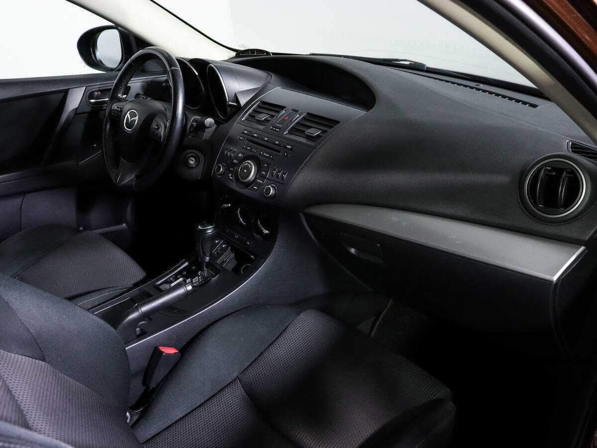 Купить Mazda 3, 2012, 126 700 км.. Фото: #6
