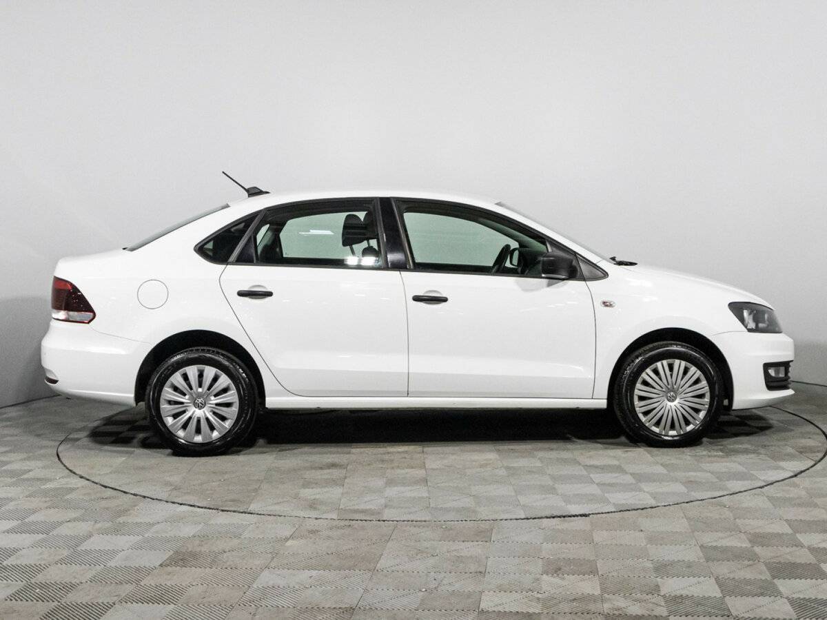 Купить Volkswagen Polo, 2019, 75 689 км.. Фото: #3