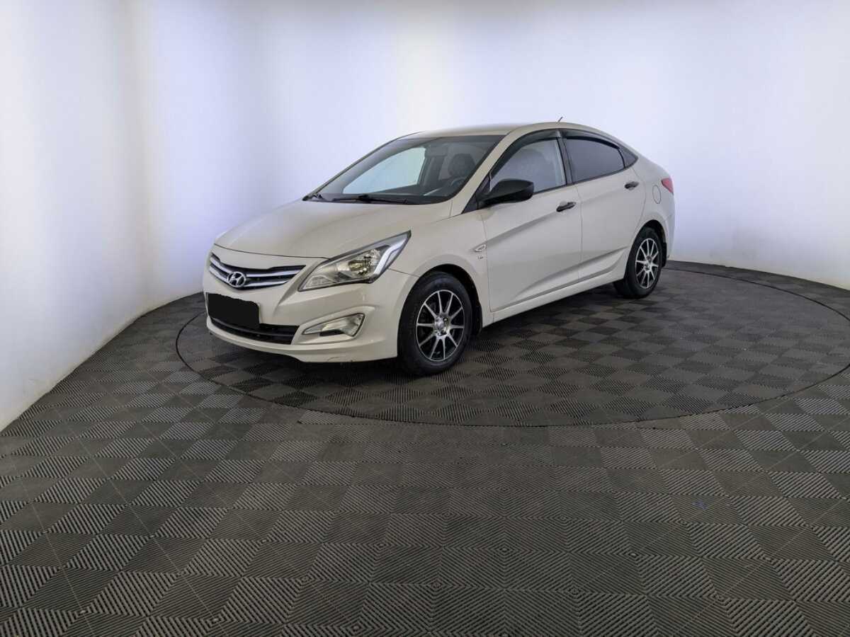 Купить Hyundai Solaris, 2015, 120 409 км.. Посмотреть фото