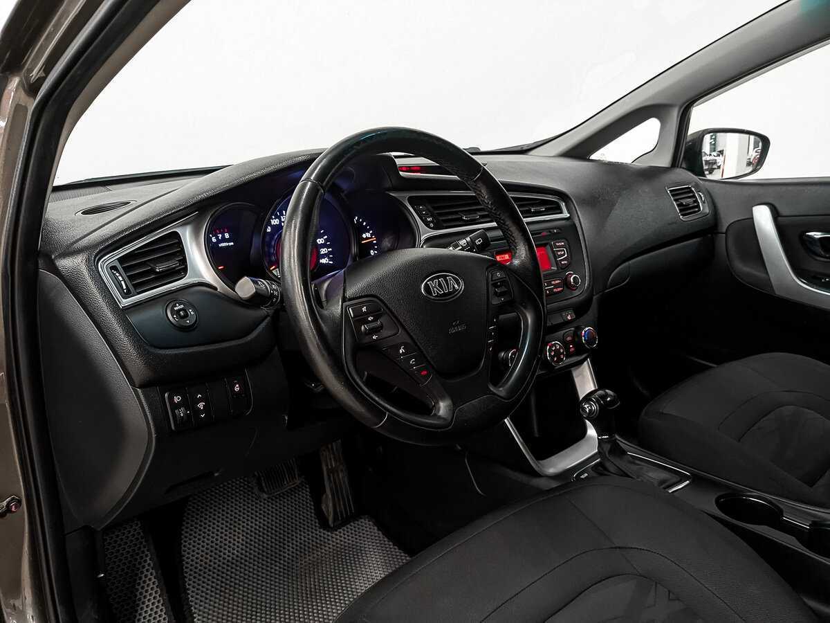 Купить Kia Ceed, 2016, 124 409 км.. Фото: #14