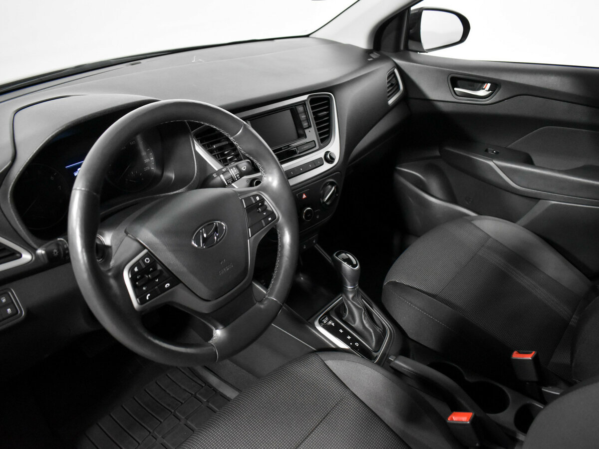 Купить Hyundai Solaris, 2017, 101 421 км.. Фото: #8