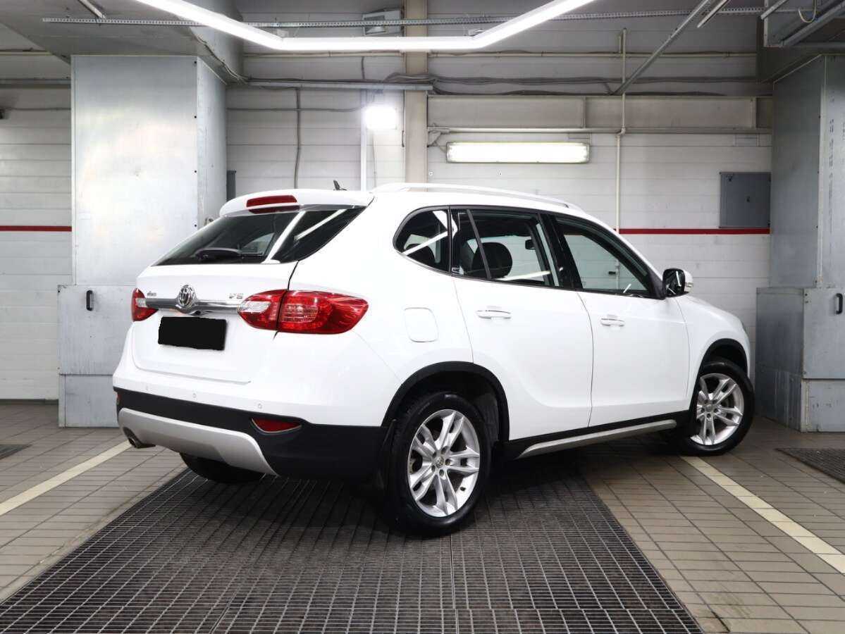 Купить Brilliance V5, 2014, 63 500 км.. Фото: #1