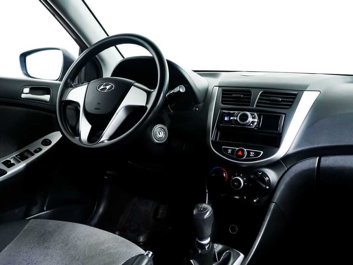 Купить Hyundai Solaris, 2012, 177 289 км.. Фото: #8