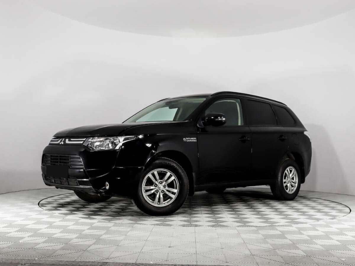 Купить Mitsubishi Outlander, 2014, 133 729 км.. Посмотреть фото