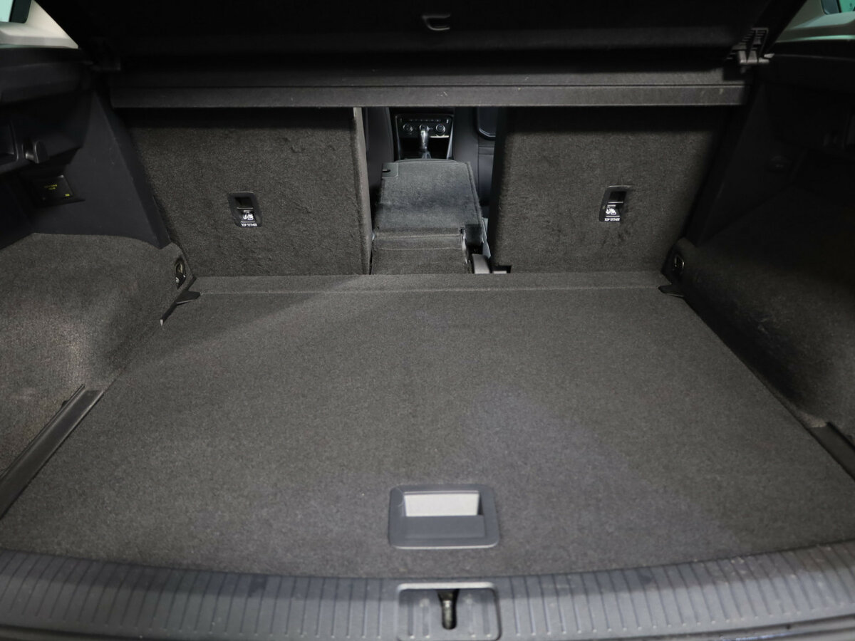 Купить Volkswagen Tiguan, 2019, 132 652 км.. Фото: #27