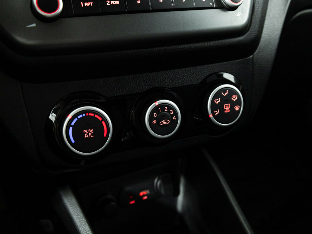 Купить Kia Rio, 2015, 120 952 км.. Фото: #14