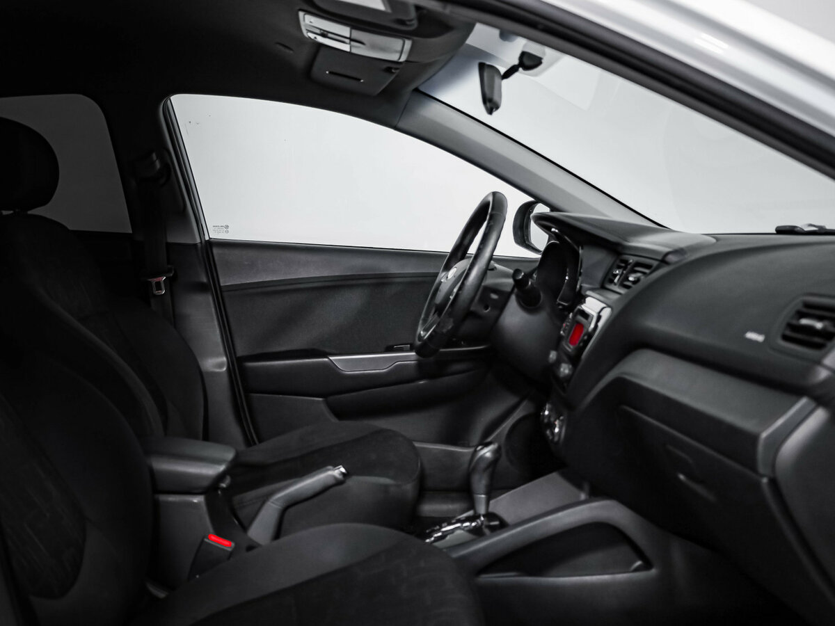 Купить Kia Rio, 2013, 118 747 км.. Фото: #19