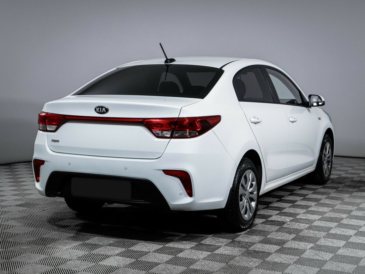 Купить Kia Rio, 2018, 37 716 км.. Фото: #3