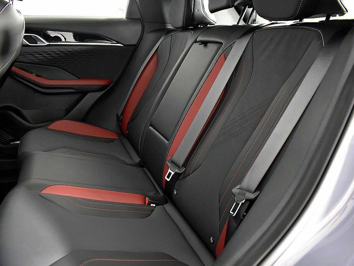 Купить Geely Coolray, 2023, 2 097 км.. Фото: #8