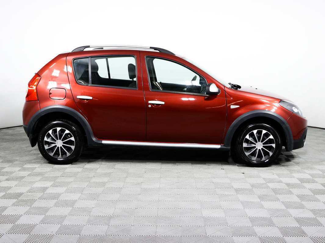 Купить Renault Sandero, 2012, 121 869 км.. Фото: #3