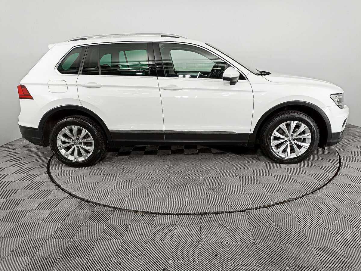 Купить Volkswagen Tiguan, 2017, 87 103 км.. Фото: #3