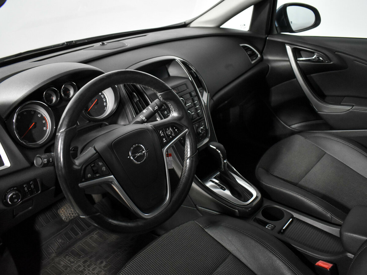 Купить Opel Astra, 2013, 210 797 км.. Фото: #6
