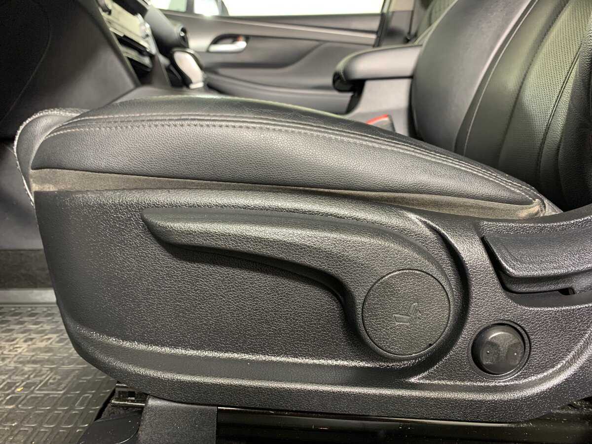 Купить Hyundai Santa Fe, 2019, 89 759 км.. Фото: #14