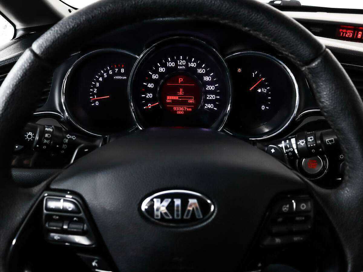 Купить Kia Ceed, 2018, 92 300 км.. Фото: #11