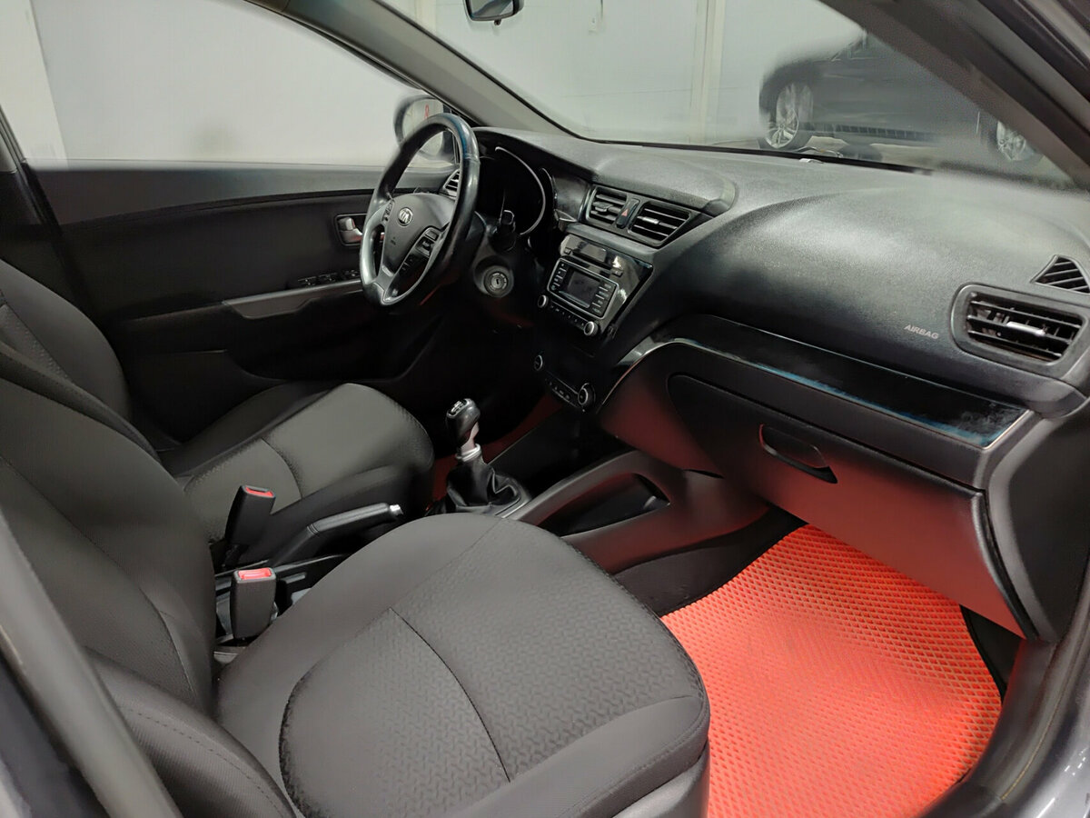 Купить Kia Rio, 2016, 186 452 км.. Фото: #10