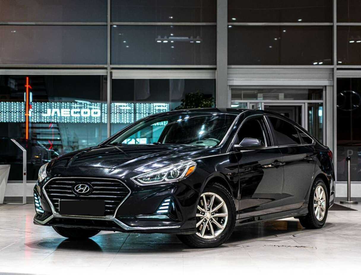 Купить Hyundai Sonata, 2018, 120 000 км.. Посмотреть фото