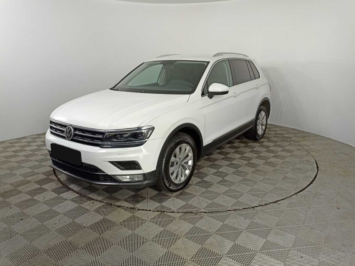 Купить Volkswagen Tiguan, 2017, 165 998 км.. Посмотреть фото