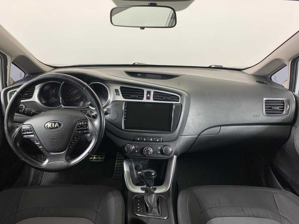 Купить Kia Ceed, 2013, 207 187 км.. Фото: #12
