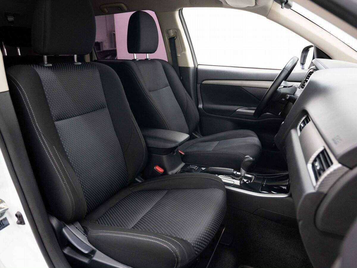 Купить Mitsubishi Outlander, 2017, 152 152 км.. Фото: #11