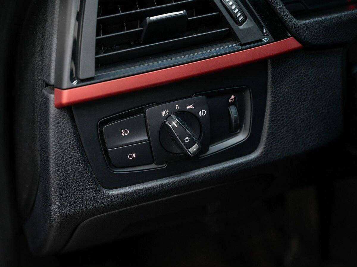 Купить BMW 3 серии, 2013, 137 000 км.. Фото: #18