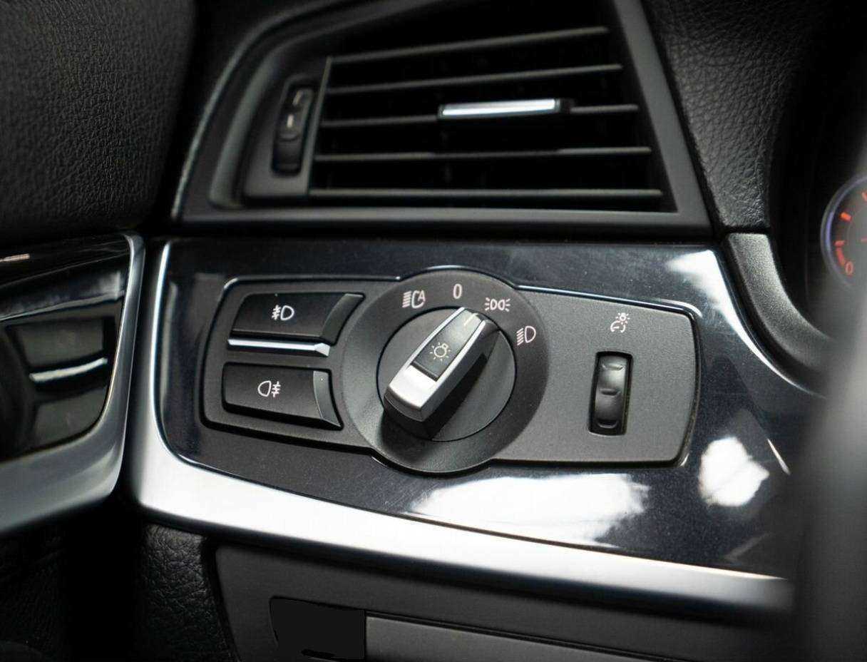 Купить BMW 5 серии, 2013, 229 600 км.. Фото: #17