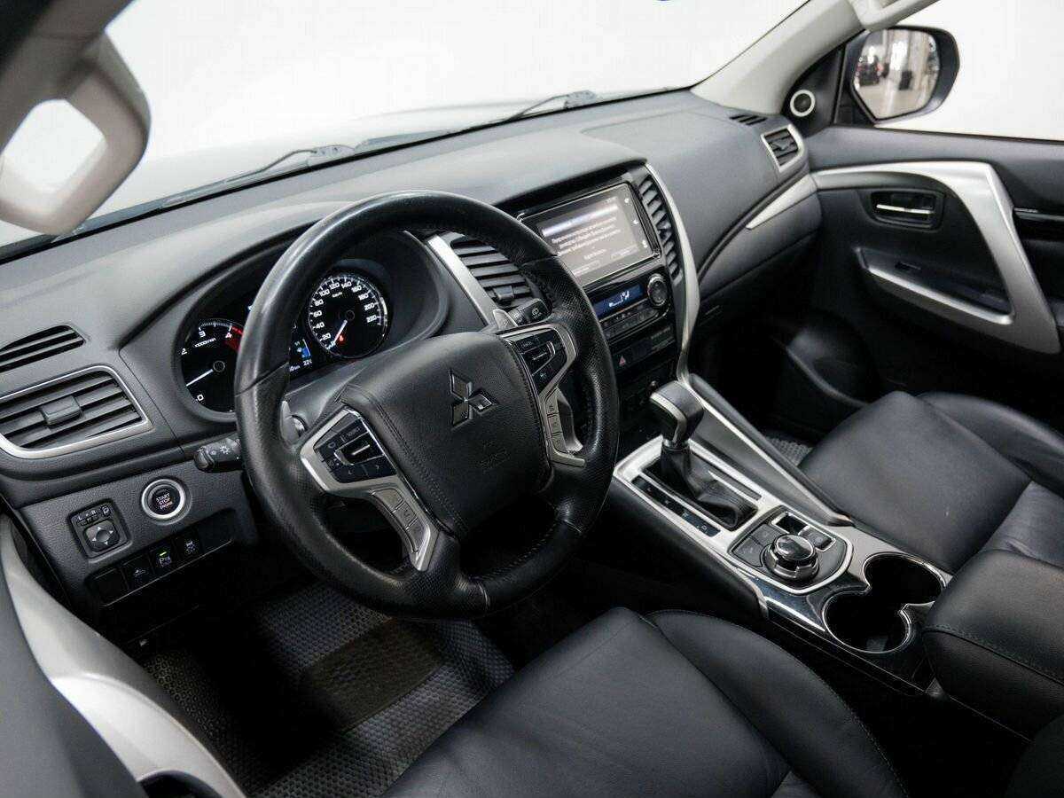 Купить Mitsubishi Pajero Sport, 2018, 128 000 км.. Фото: #9
