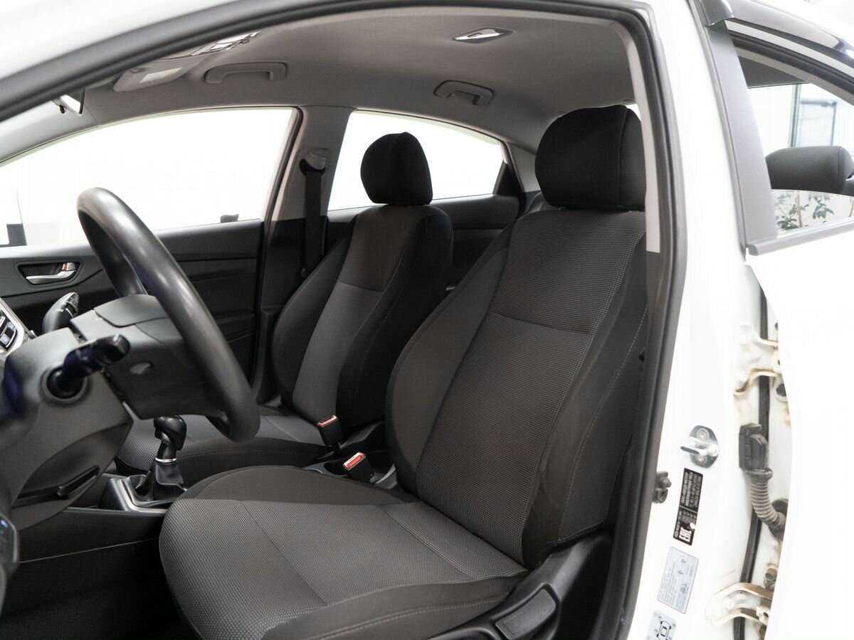 Купить Hyundai Solaris, 2019, 80 089 км.. Фото: #5