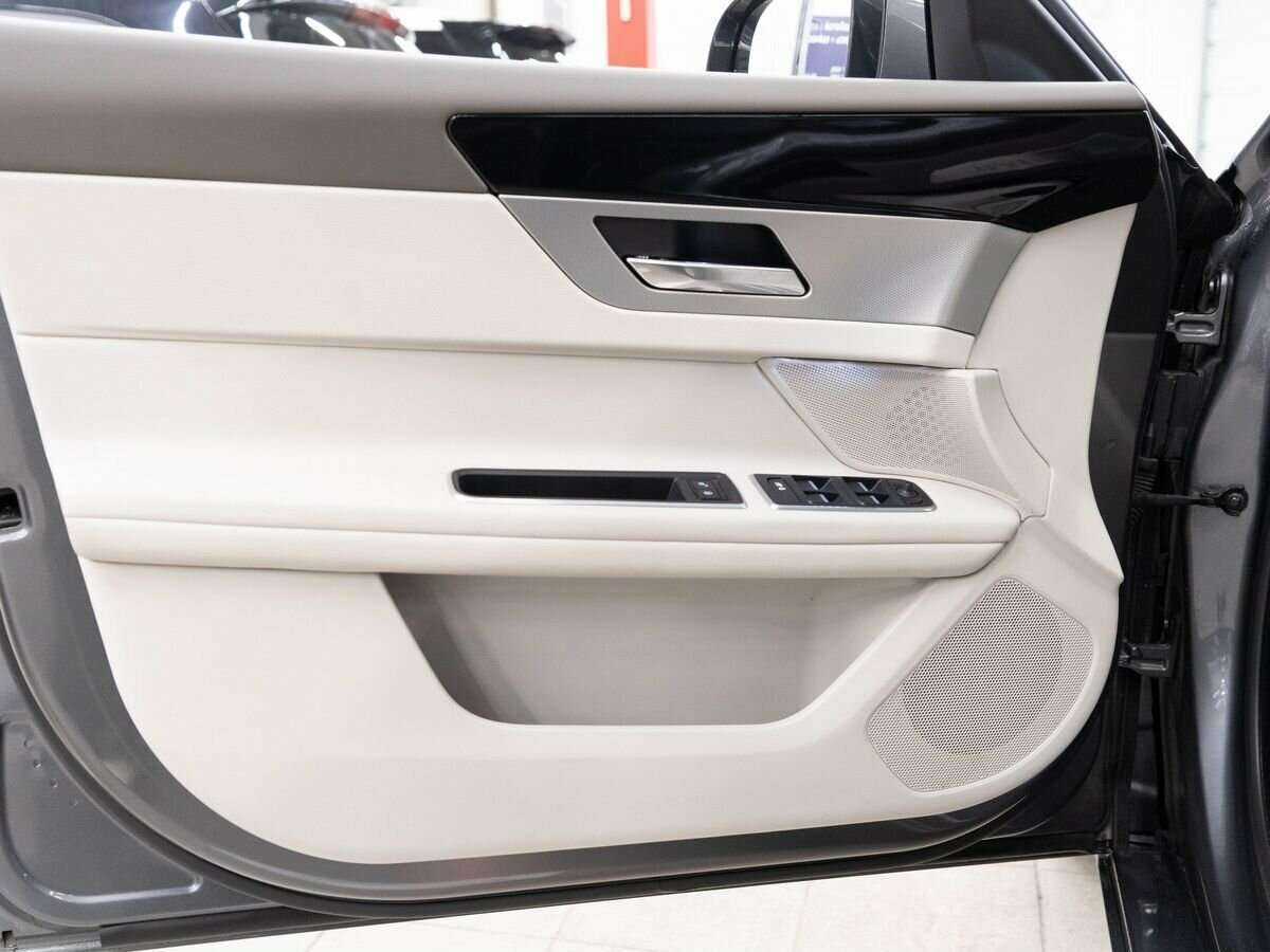 Купить Jaguar XF, 2017, 34 420 км.. Фото: #14