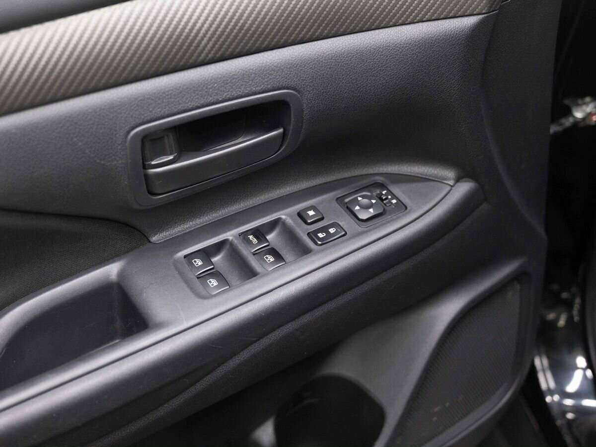 Купить Mitsubishi Outlander, 2016, 74 202 км.. Фото: #17