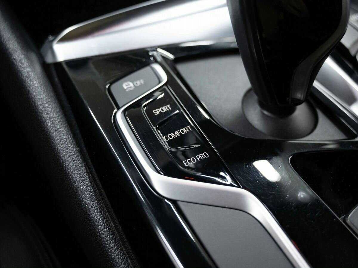 Купить BMW 5 серии, 2019, 231 000 км.. Фото: #22