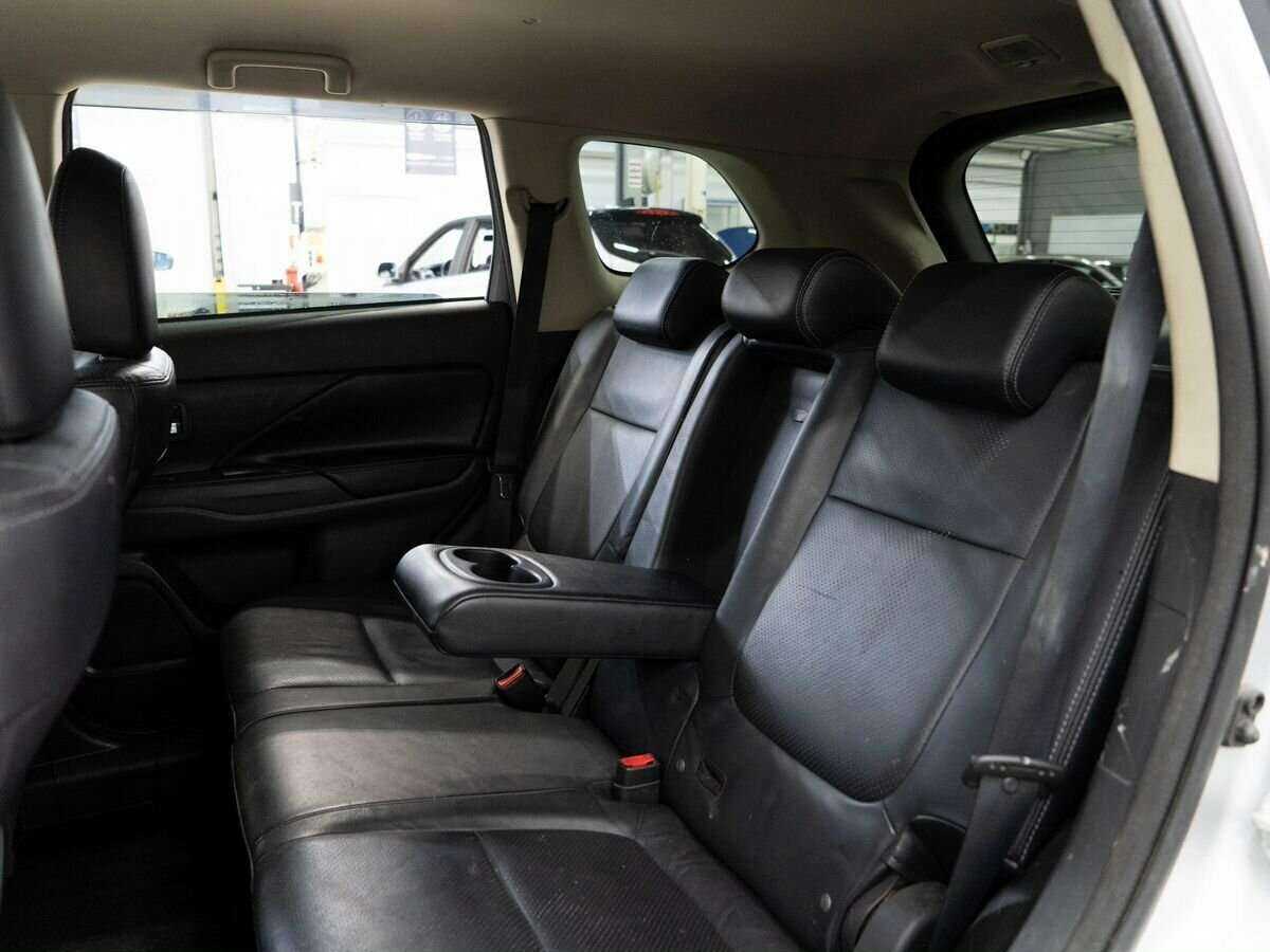 Купить Mitsubishi Outlander, 2017, 191 000 км.. Фото: #6