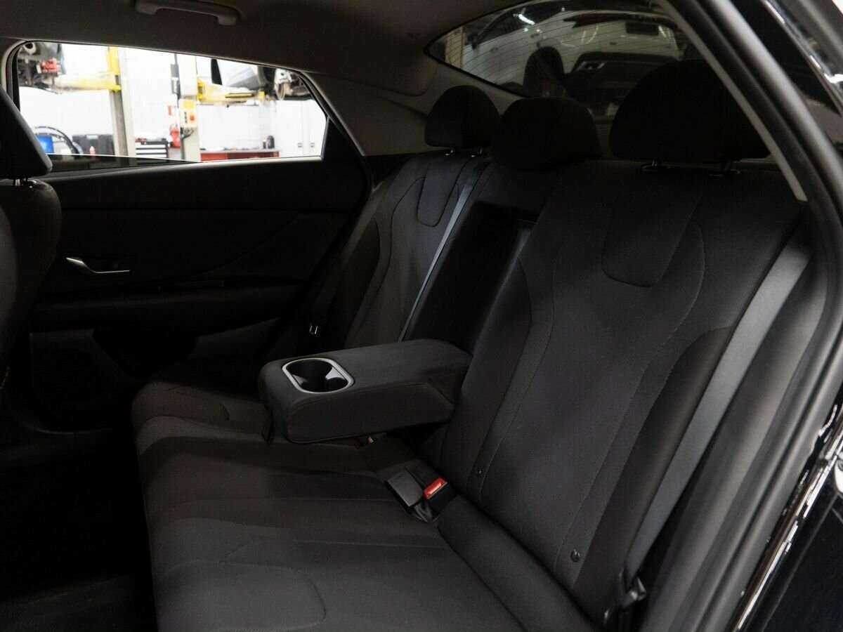 Купить Hyundai Elantra, 2021, 61 830 км.. Фото: #6