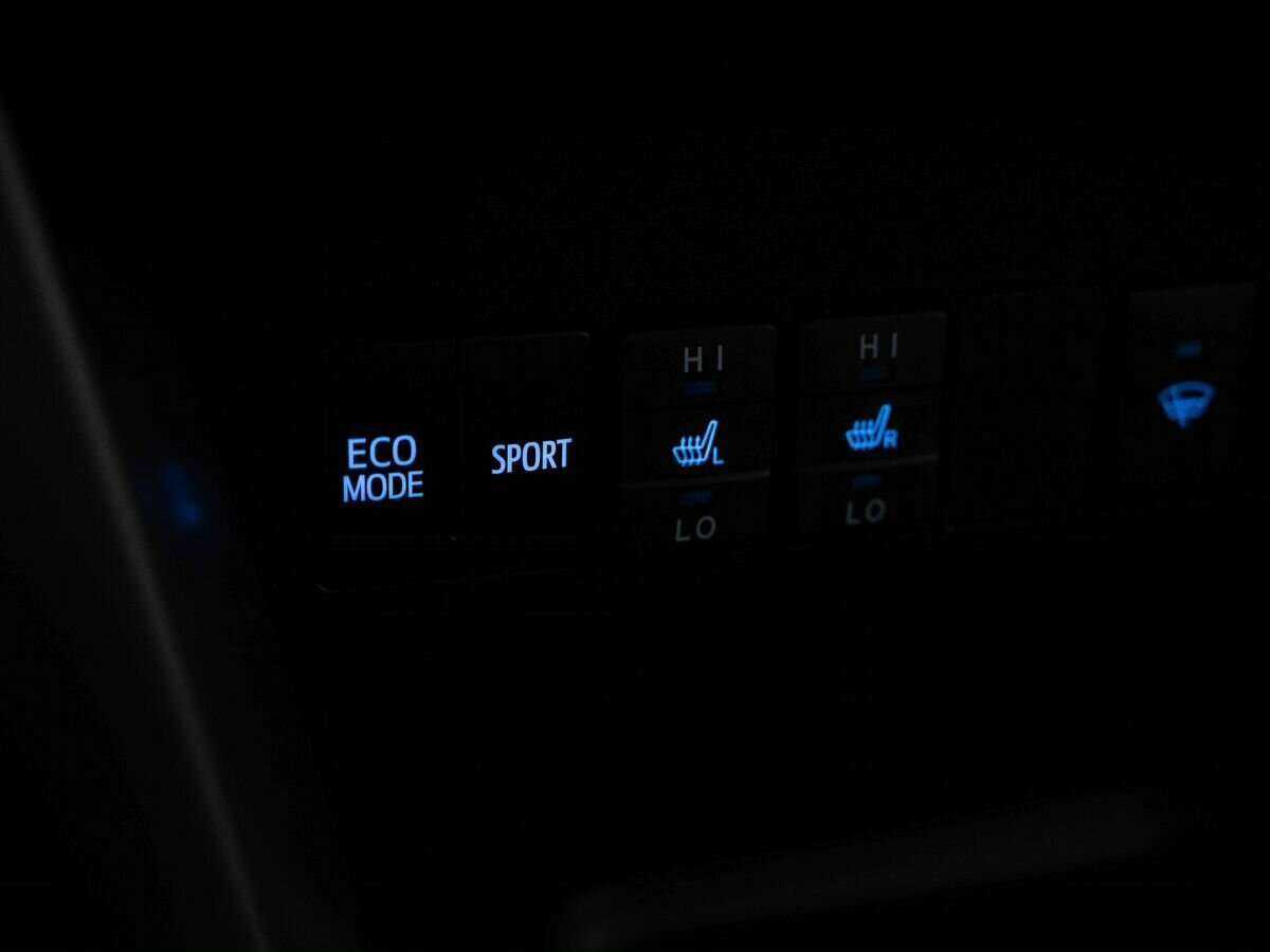 Купить Toyota RAV4, 2017, 67 000 км.. Фото: #22