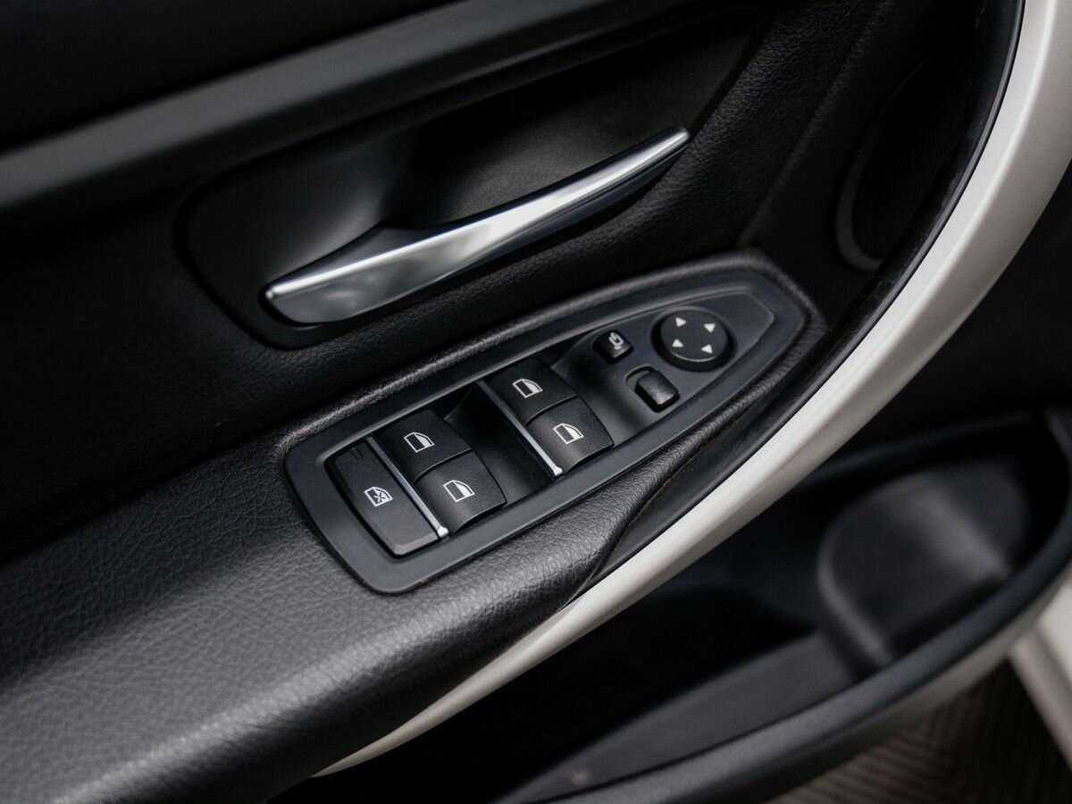 Купить BMW 3 серии, 2016, 168 000 км.. Фото: #14