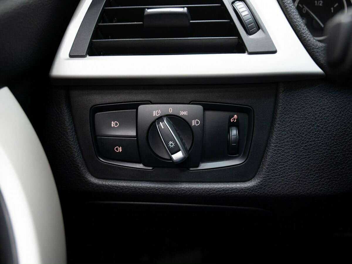 Купить BMW 3 серии, 2016, 168 000 км.. Фото: #15