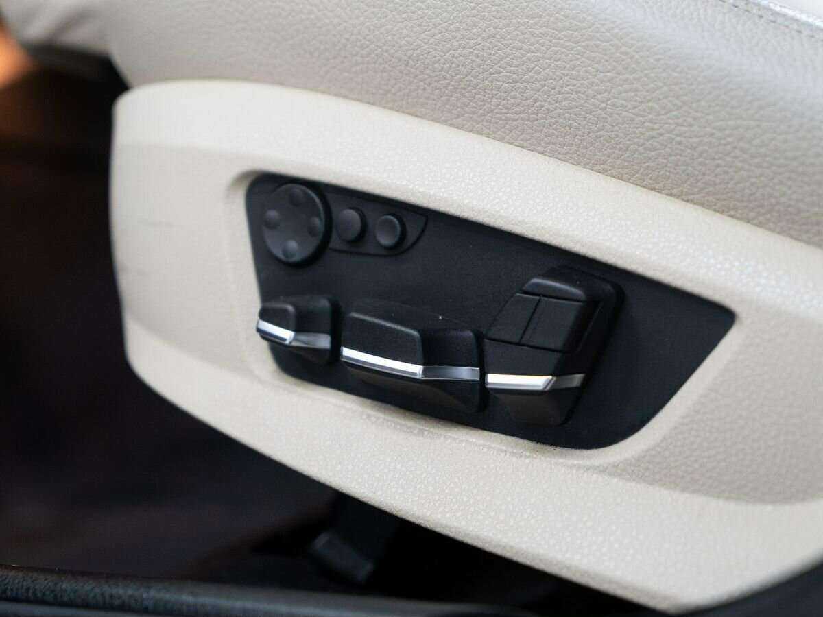 Купить BMW 5 серии, 2012, 115 270 км.. Фото: #15