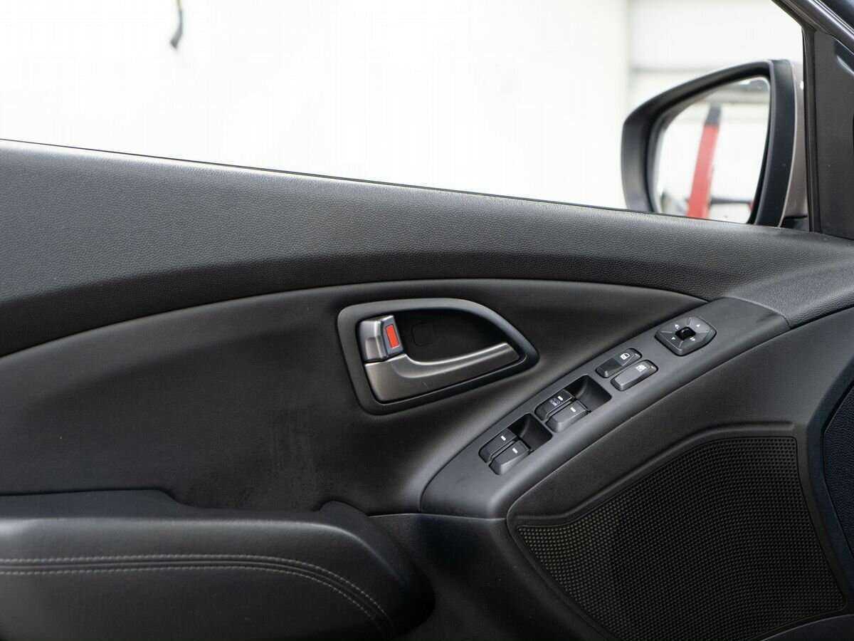 Купить Hyundai ix35, 2014, 162 508 км.. Фото: #12