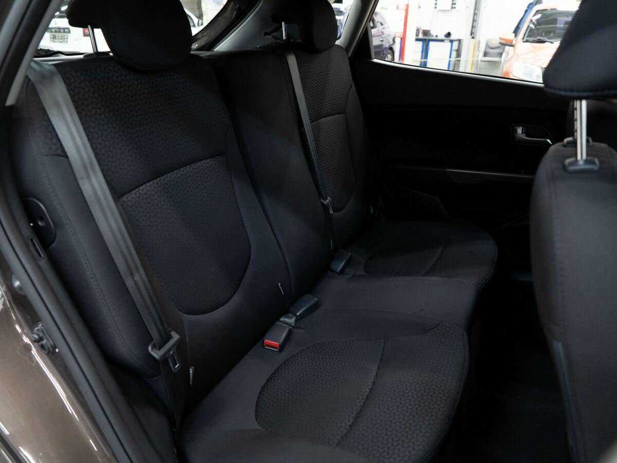 Купить Kia Rio, 2015, 88 315 км.. Фото: #7