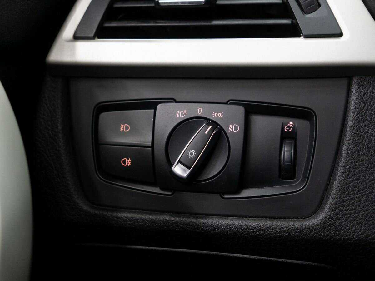 Купить BMW 3 серии, 2015, 119 000 км.. Фото: #15