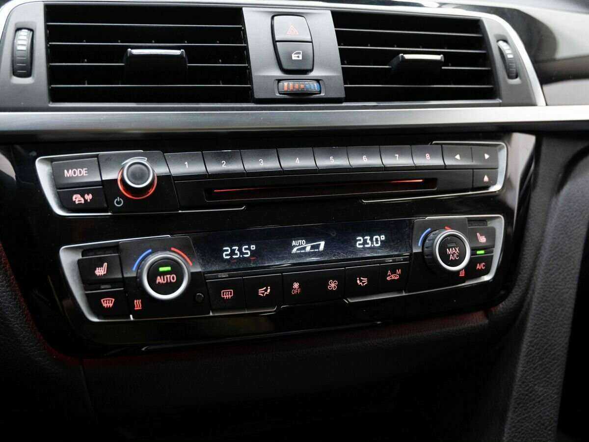 Купить BMW 3 серии, 2016, 146 000 км.. Фото: #20