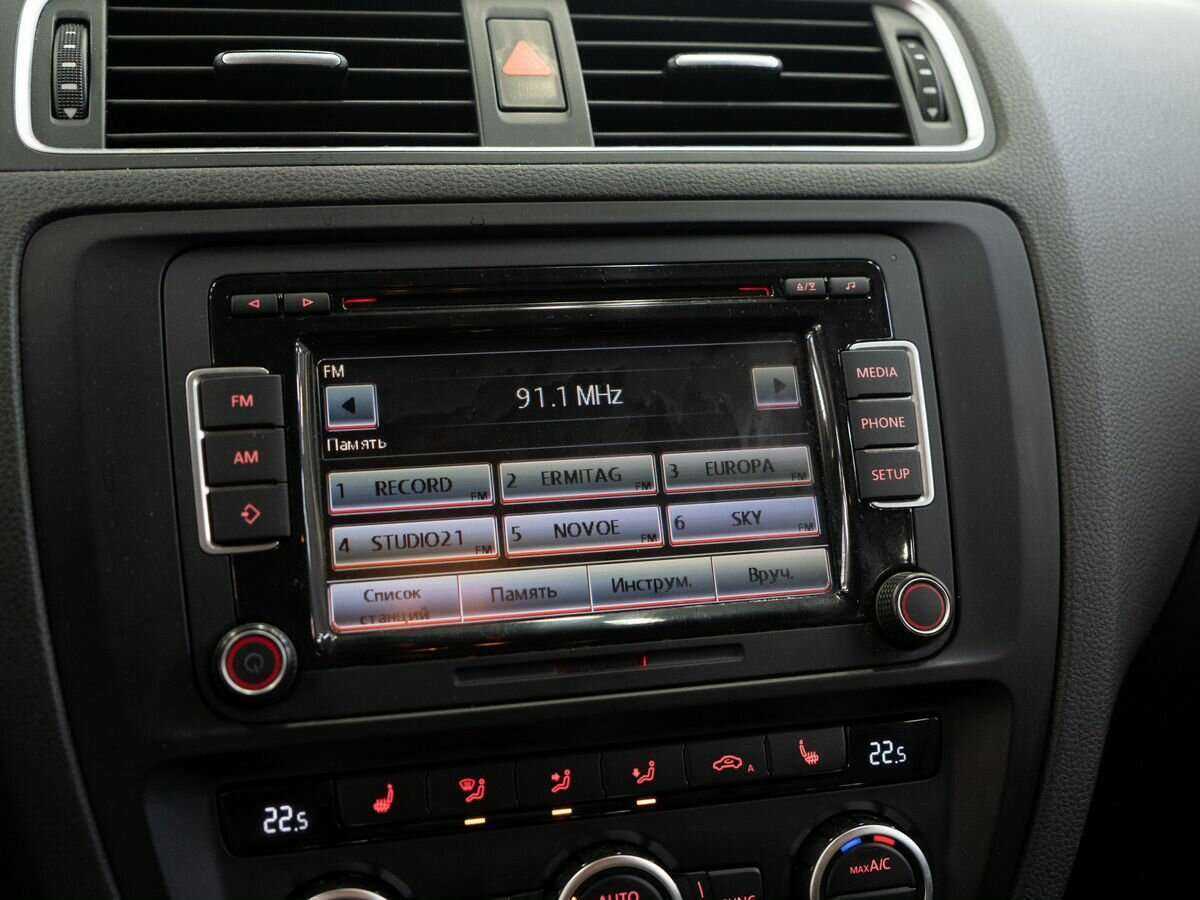 Купить Volkswagen Jetta, 2013, 188 137 км.. Фото: #12