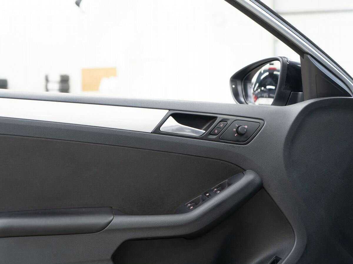 Купить Volkswagen Jetta, 2013, 188 137 км.. Фото: #15